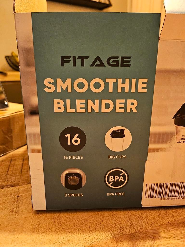 Zo goed als nieuwe Fitage smoothie blender met bekers, Ophalen, Zo goed als nieuw, Blender