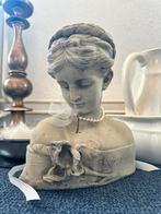 Decoratief stenen tuinbeeld van een vrouw, Ophalen, Gebruikt, Steen, Mensenbeeld