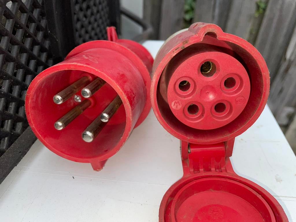 Diverse verlengkabels, Doe-het-zelf en Verbouw, Elektra en Kabels, Ophalen, Gebruikt