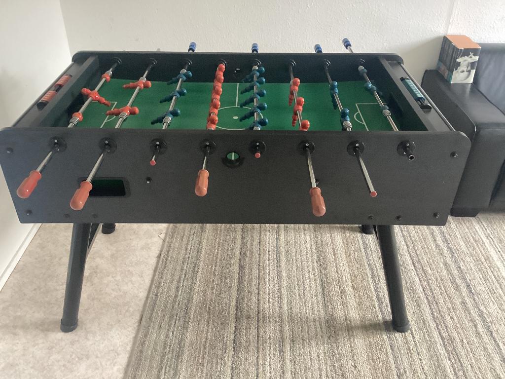 Voetbaltafel, Ophalen, Zo goed als nieuw
