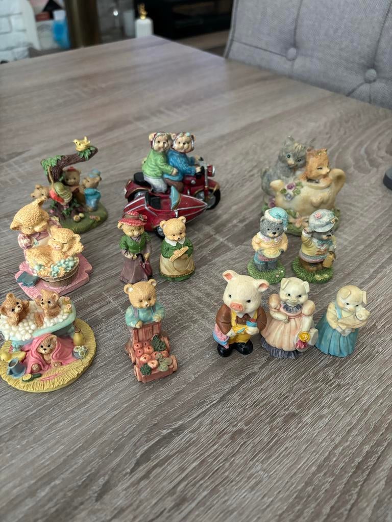 Set porseleinen(of gips) beeldjes: Beertjes, Ganzen, Bigge, Ophalen, Gebruikt, Dier