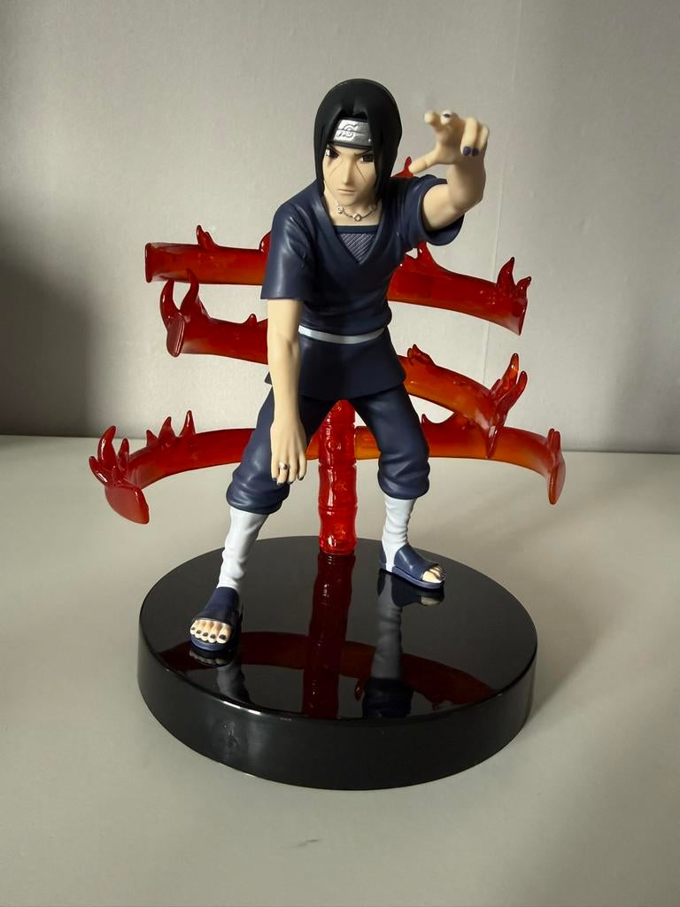 Uchiha Itachi figure, Naruto, Ophalen of Verzenden, Zo goed als nieuw