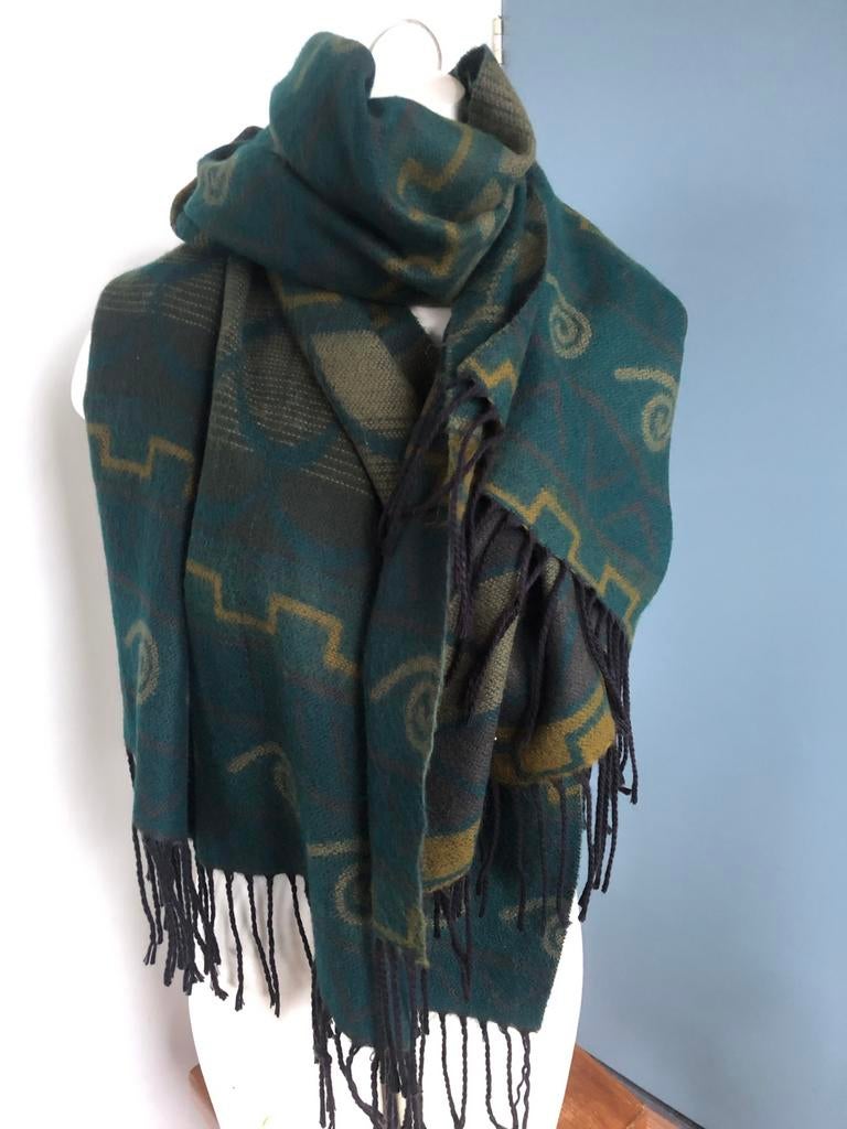 Zachte grote groene sjaal met print, Maat 46/48 (XL) of groter, Ophalen of Verzenden, Zo goed als nieuw, X