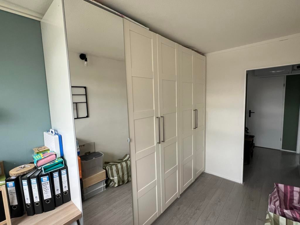 IKEA Pax Kast 3.5m Bergsbo deuren, 1 spiegel, nette staat ne, Ophalen, 200 cm of meer, Zo goed als nieuw, 200 cm of meer