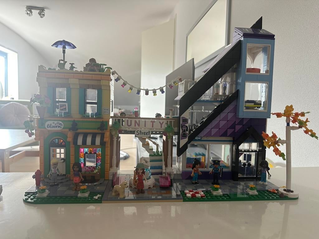 Lego Friends 41732 unity street, Ophalen, Zo goed als nieuw