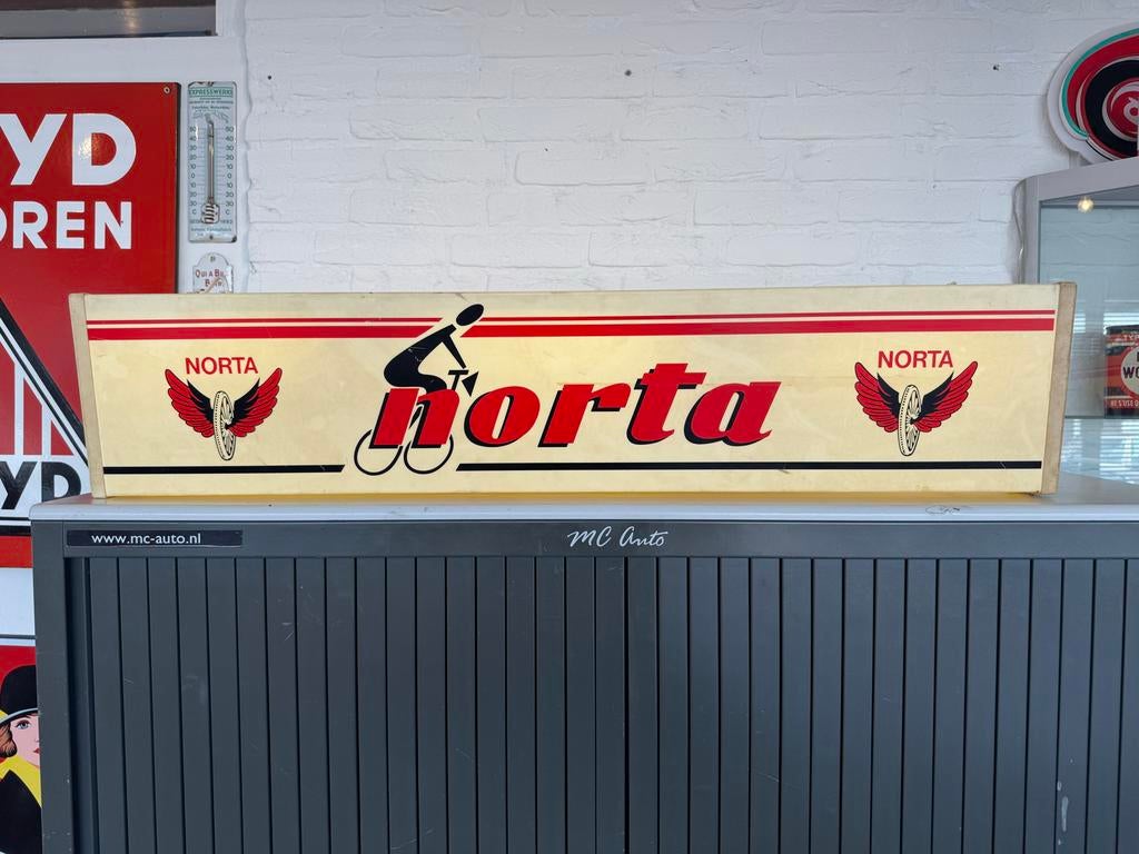 Vintage Norta Fietsen Lichtbak Reclamebord, Verzamelen, Merken en Reclamevoorwerpen, Ophalen, Gebruikt, ., Lichtbak of (neon) lamp