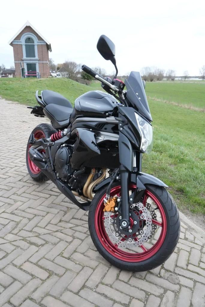 Kawasaki ER-6N (bj 2012) met MIVV Suono, Motoren, Motoren | Kawasaki, Particulier, Naked bike, meer dan 35 kW, 2 cilinders, Motorrijbewijs A