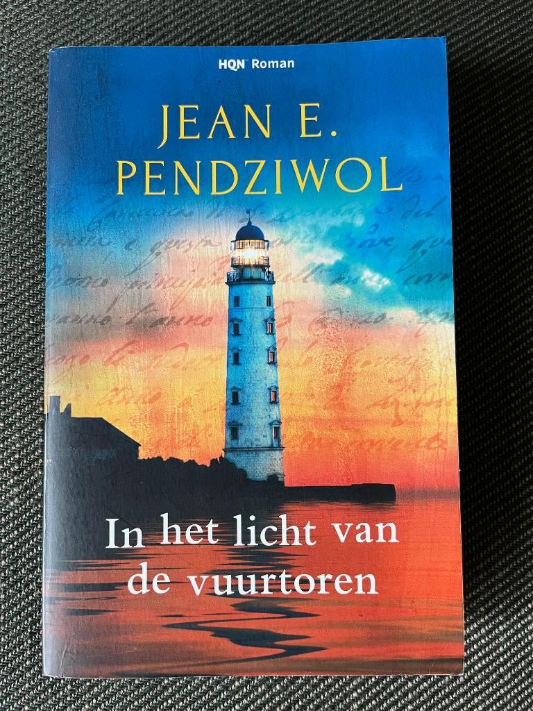 Jean E. Pendziwol - In het licht van de vuurtoren., Ophalen of Verzenden, Gelezen, Jean E. Pendziwol