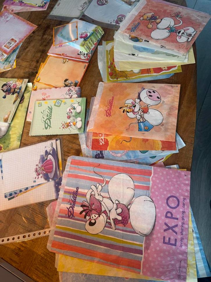 Grote Diddl verzameling - Schrijfblokken en papier, Verzamelen, Diddl, Gebruikt, Papier, Kaart of Schrift, Verschillende figuren