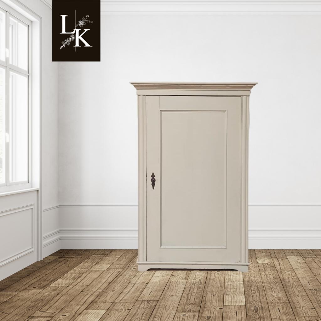 Landelijke klassieke kast, eendeurskast,linnenkast, hangkast
