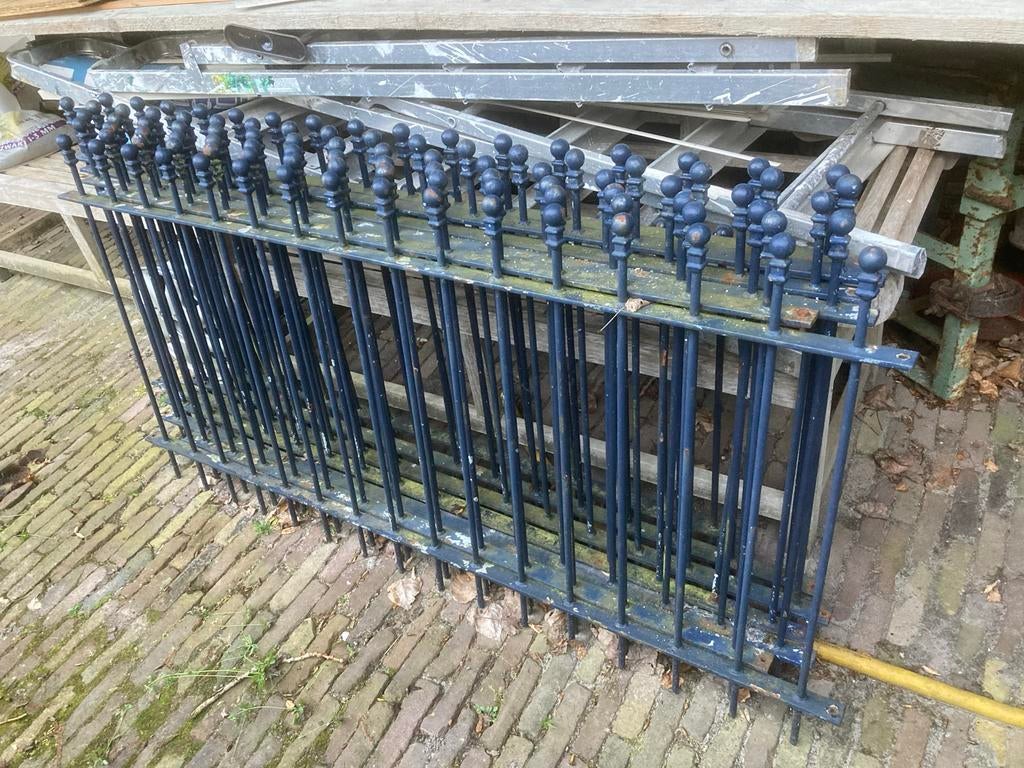 Hekwerk met palen, Tuin en Terras, Ophalen, Gebruikt, IJzer, Spijlenhekwerk