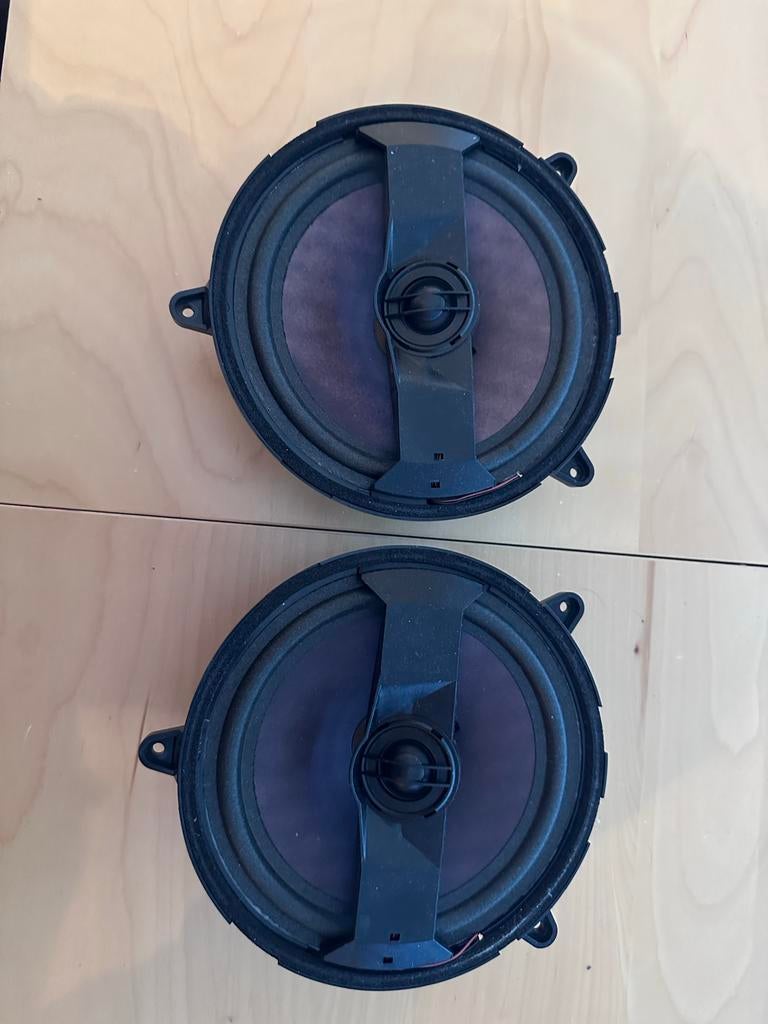 Auto speakers audi A3 achter met tweeters, Auto diversen, Autospeakers, Ophalen, Zo goed als nieuw