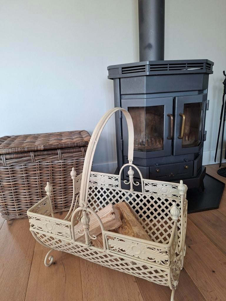 Brocante draadmand voor openhaard hout, Antiek en Kunst, Ophalen