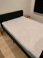 IKEA bed 140x200 + matras + beschermer – SNELLE VERKOOP €50, Huis en Inrichting, Slaapkamer | Matrassen en Bedbodems, Ophalen