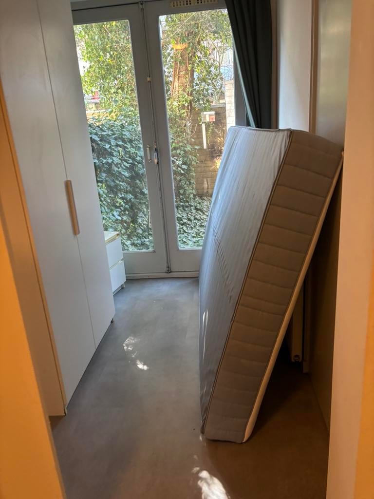 IKEA Matras (vlekken), 90 cm, Eenpersoons, Ophalen of Verzenden, Zo goed als nieuw