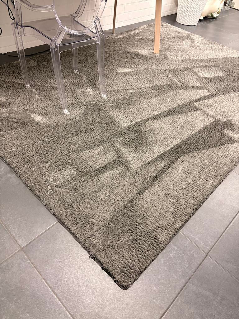 Donkergrijs kleed 200x290, Huis en Inrichting, Ophalen, Zo goed als nieuw, Minder dan 10 m², Grijs