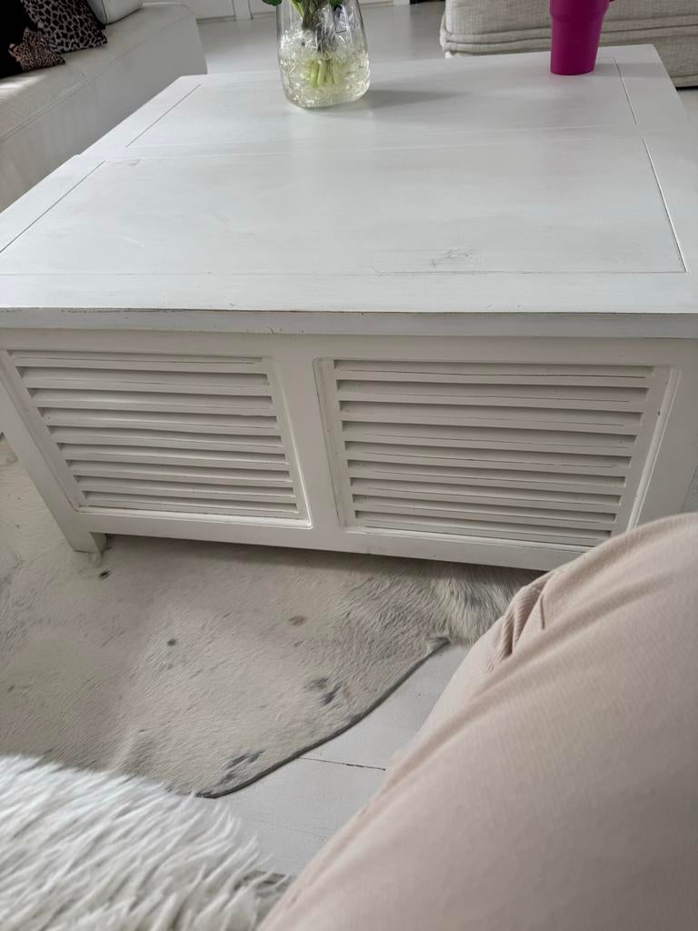 Witte salontafel met opbergruimte Riviera Maison, Huis en Inrichting, Tafels | Salontafels, Ophalen, Gebruikt, 100 tot 150 cm