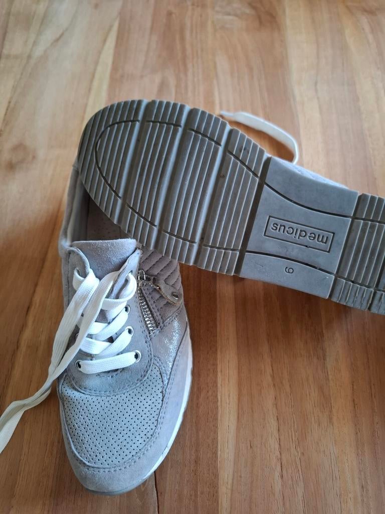 Diverse schoenen maat 39 -, Kleding | Dames, Schoenen, Ophalen of Verzenden, Sneakers of Gympen, Grijs, Gedragen