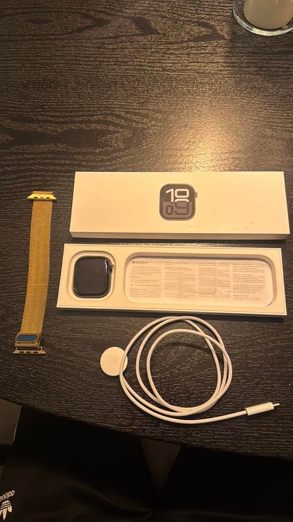 Apple watch series 10 46mm, Sieraden, Tassen en Uiterlijk, Smartwatches, Ophalen, Zwart, IOS, Zo goed als nieuw