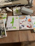 Nintendo Wii met spellen en accessoires, Spelcomputers en Games, Spelcomputers | Nintendo Wii, Ophalen, Gebruikt, Met 2 controllers