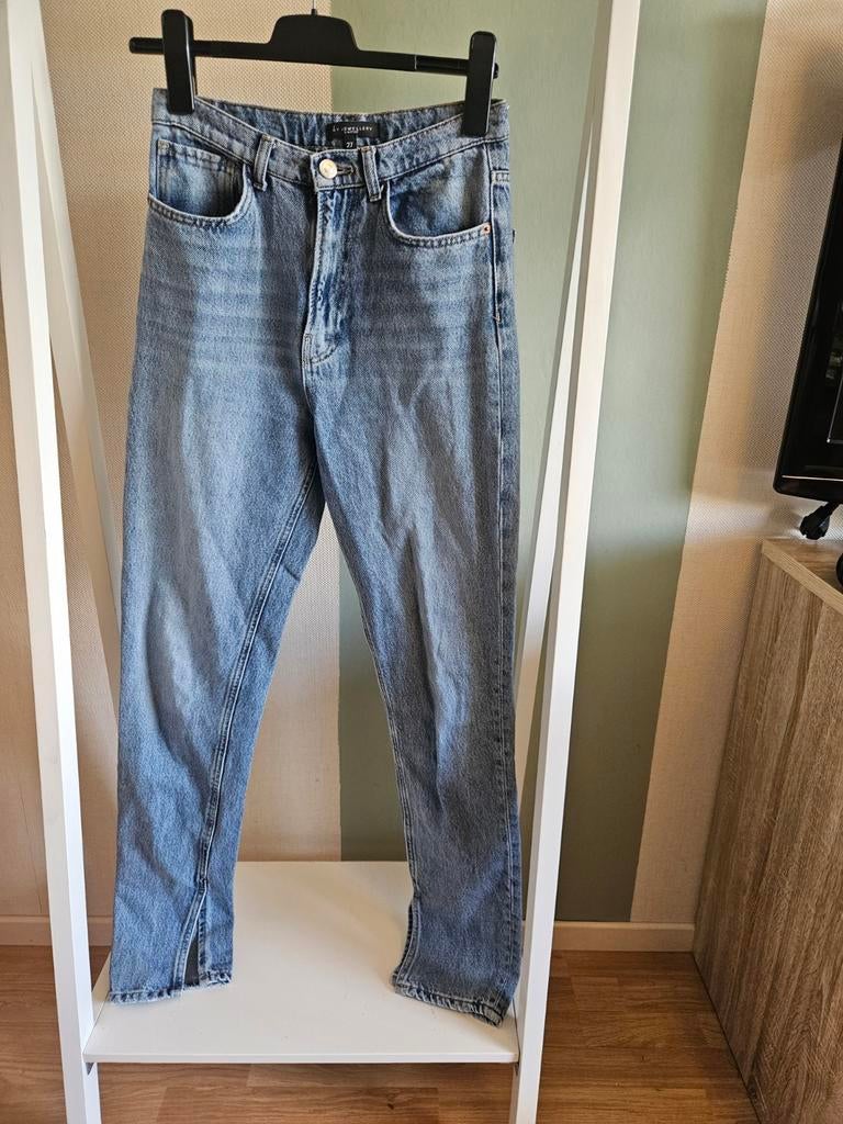 Super leuke blauwe My Jewellery jeans met split - Maat 27 /S, My Jewellery, Blauw, Ophalen of Verzenden, W27 (confectie 34) of kleiner