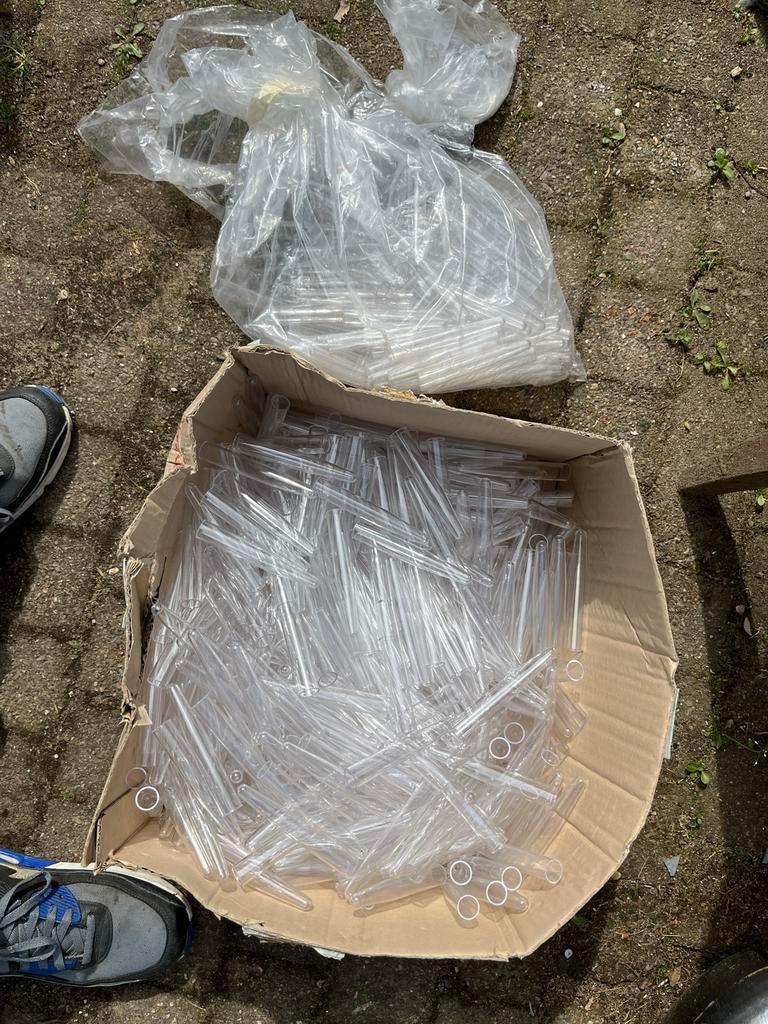 Partij plastic reageerbuisjes nieuw reageerbuizen, Ophalen, Nieuw