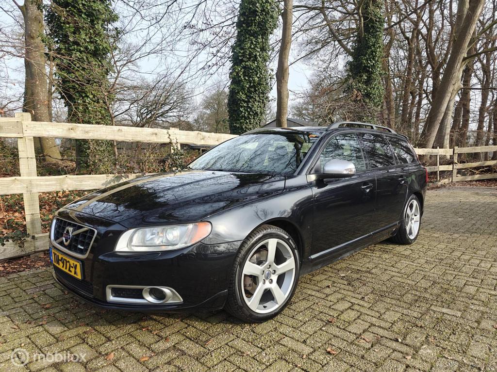 Volvo V70 1.6 T4 R-Design|Trekhaak|Xenon|Stoelverw.|Nette au, Euro 5, 1525 kg, 4 cilinders, 179 pk