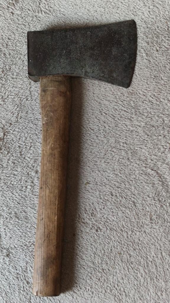 Antieke Bijl KL 1000 koninklijke Landmacht - 36 cm - 1200 gr, Ophalen of Verzenden, Landmacht, Nederland