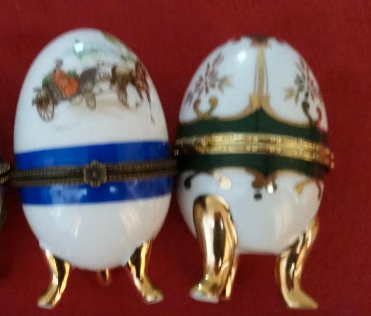 Antieke twee schitterende porseleinen Eieren Doppen., Antiek en Kunst, Antiek | Porselein, Ophalen of Verzenden