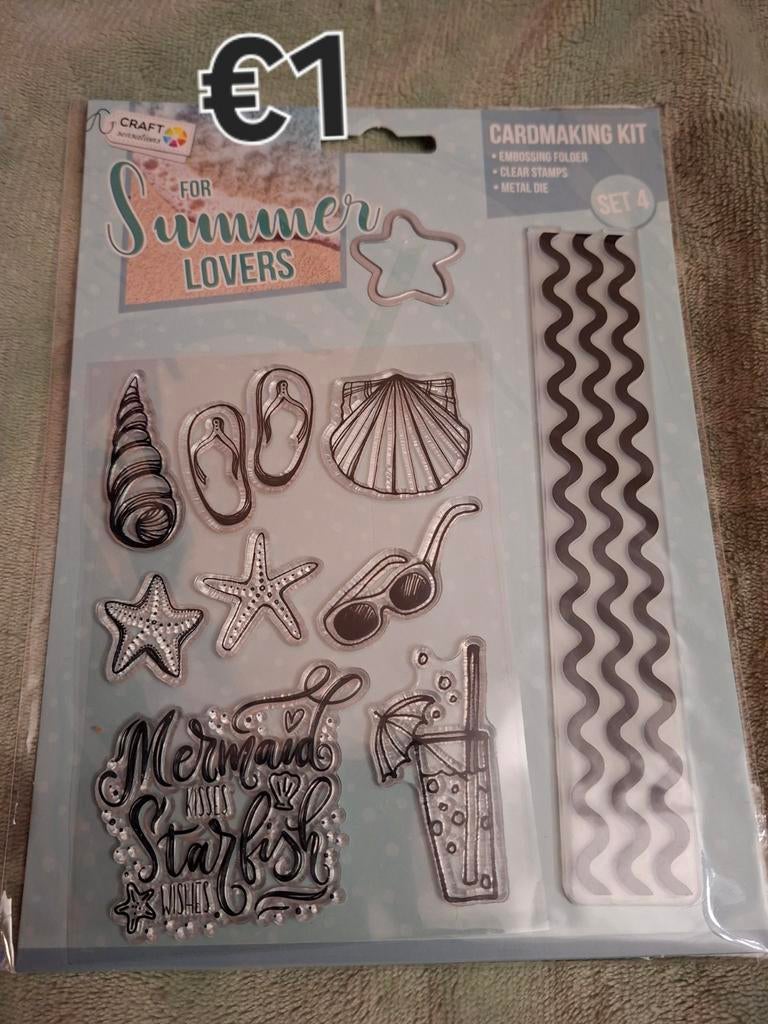 Diverse stempels en snijmallen zomer/zee/strand, Ophalen of Verzenden, Zo goed als nieuw, Clearstamp