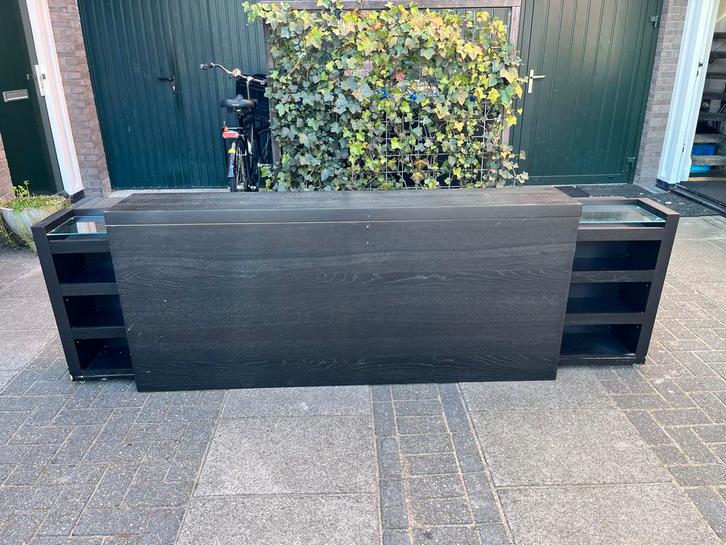 IKEA Malm achterwand met nachtkastjes op wieltjes, Huis en Inrichting, Slaapkamer | Nachtkastjes, Gebruikt, 70 cm of meer, 65 cm of meer