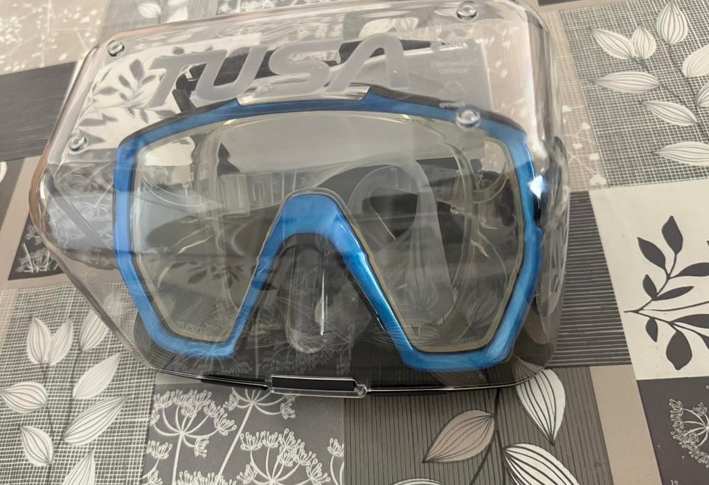 Tusa Duikbril blauw m1001 gloednieuw, Ophalen of Verzenden, Zo goed als nieuw, Snorkelmasker