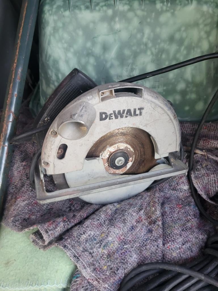 Dewalt cirkelzaag, Ophalen, Gebruikt, Cirkelzaag, 30 tot 70 mm