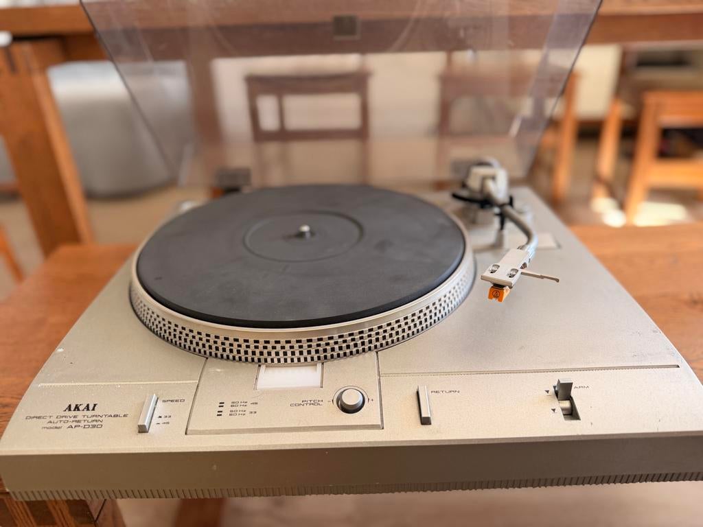 AKAI AP-D30C direct drive platenspeler, Audio, Tv en Foto, Platenspelers, Gebruikt, Pitch-regelaar, Ophalen of Verzenden, Platenspeler