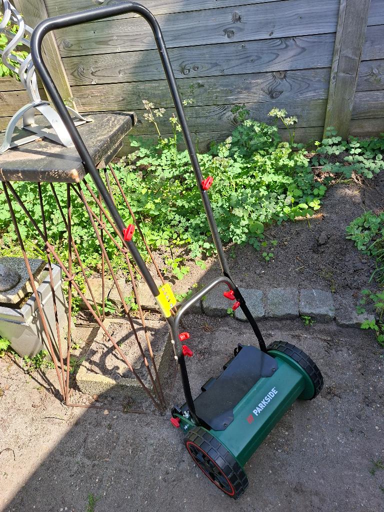 Hand grasmaaier en Flymo elektrische grasmaaier, Ophalen, Gebruikt, Flymo, 40 t/m 49 cm