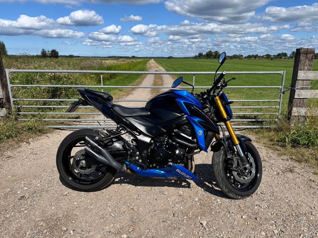 Suzuki GSX-S 750 met unieke Hurric 2 Pro uitlaat, Motoren, Motoren | Suzuki, 750 cc, Sportuitlaat, 4 cilinders, Motorrijbewijs A