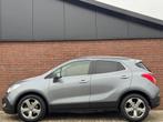Opel Mokka 1.4 T COSMO 4X4 | NL-AUTO! | NAVI! | TREKHAAK!, Auto's, Euro 5, 1325 kg, Gebruikt, Zwart
