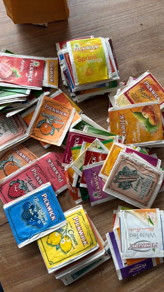 Oude pickwick theezakjes, Ophalen, Theezakje(s)