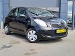 Toyota Yaris 1.0 VVTi Acces Airco, Voorwielaandrijving, Stof, 750 kg, Zwart