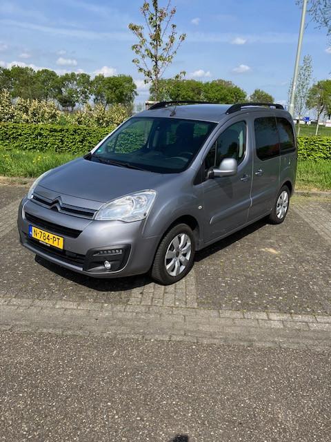 Citroën Berlingo 1.2 Puretech 110pk S&S 2018 Grijs, Auto's, Citroën, Particulier, Berlingo, ABS, Achteruitrijcamera, Airbags, Airconditioning