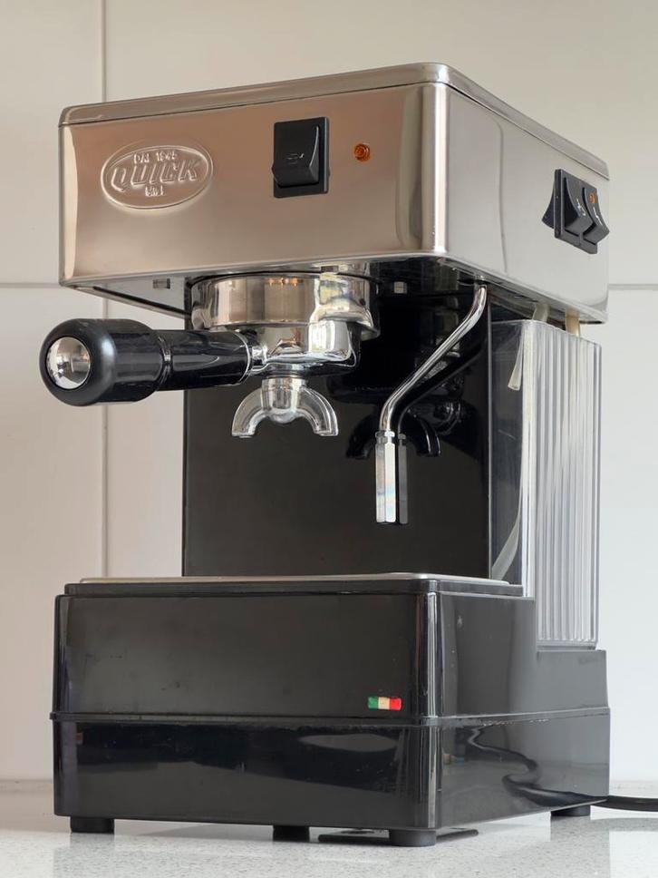 Quick Mill 820, Witgoed en Apparatuur, Koffiezetapparaten, Gebruikt, Gemalen koffie, Espresso apparaat, 10 kopjes of meer, Afneembaar waterreservoir