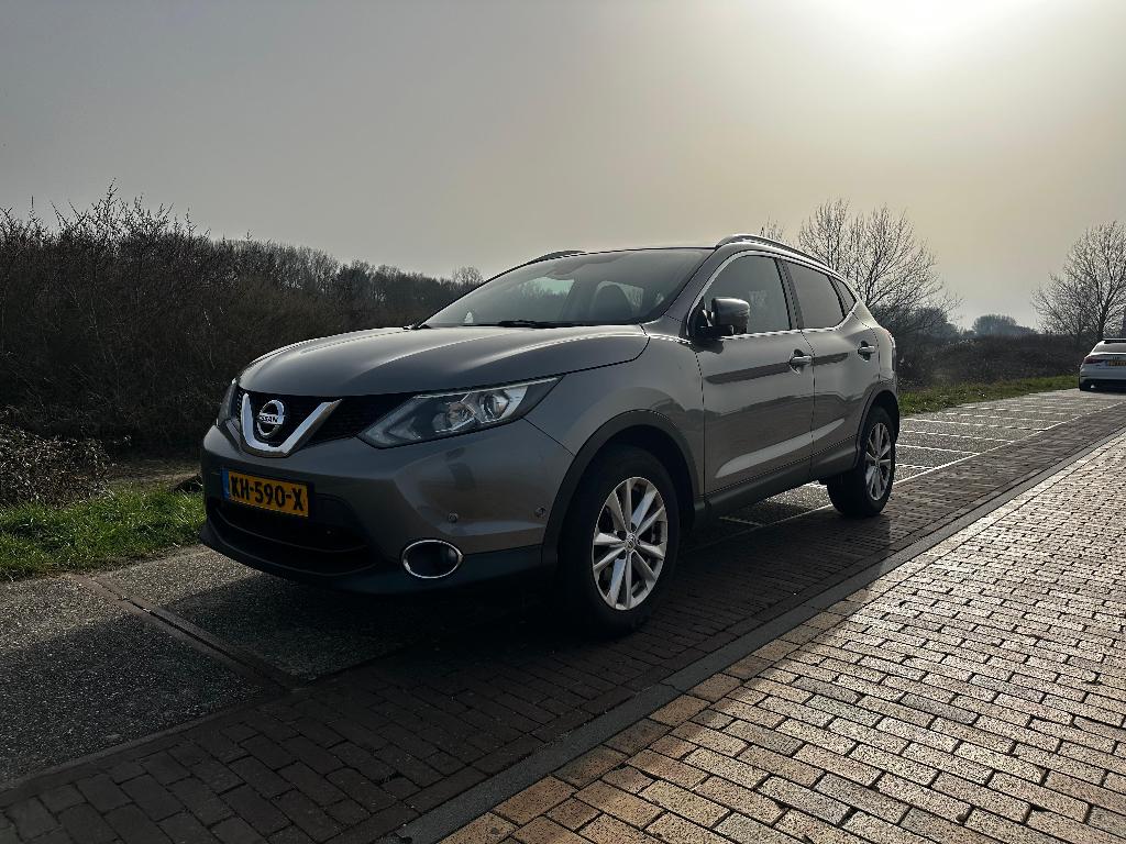 Nissan Qashqai 1.5 DCI 81KW 2WD 2016 Grijs, Auto's, Nissan, Voorwielaandrijving, 1350 kg, USB, Zwart