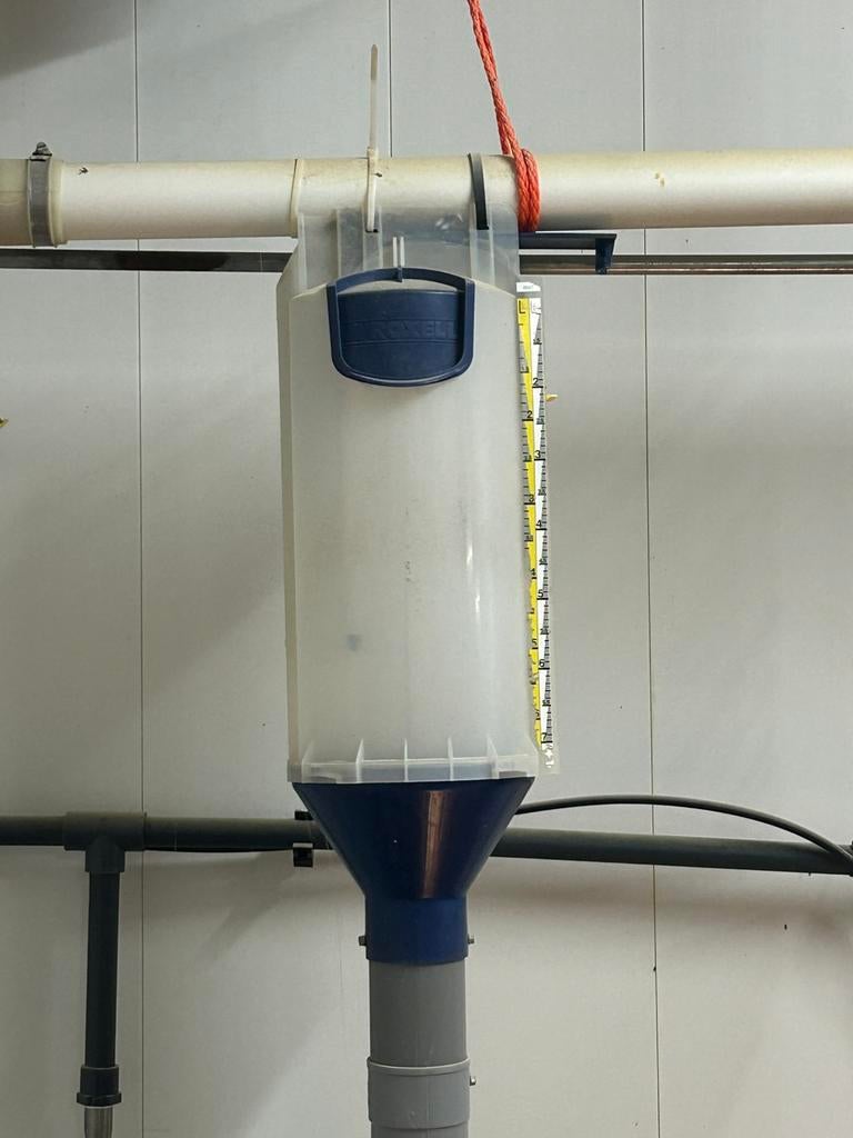 Roxell voerdosators, Ophalen, Vee