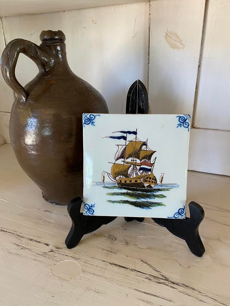 Antieke tegel Koninklijke Tichelaar Makkum, Ophalen of Verzenden