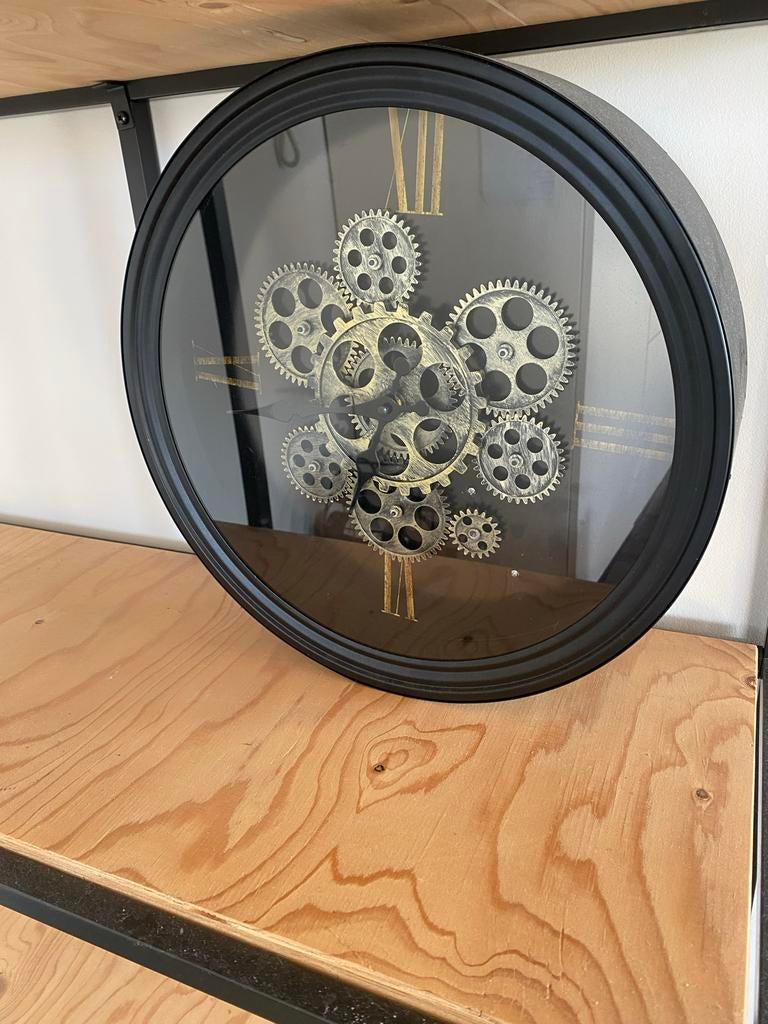 Klok met tandwielen, Ophalen, Zo goed als nieuw, Analoog, Wandklok