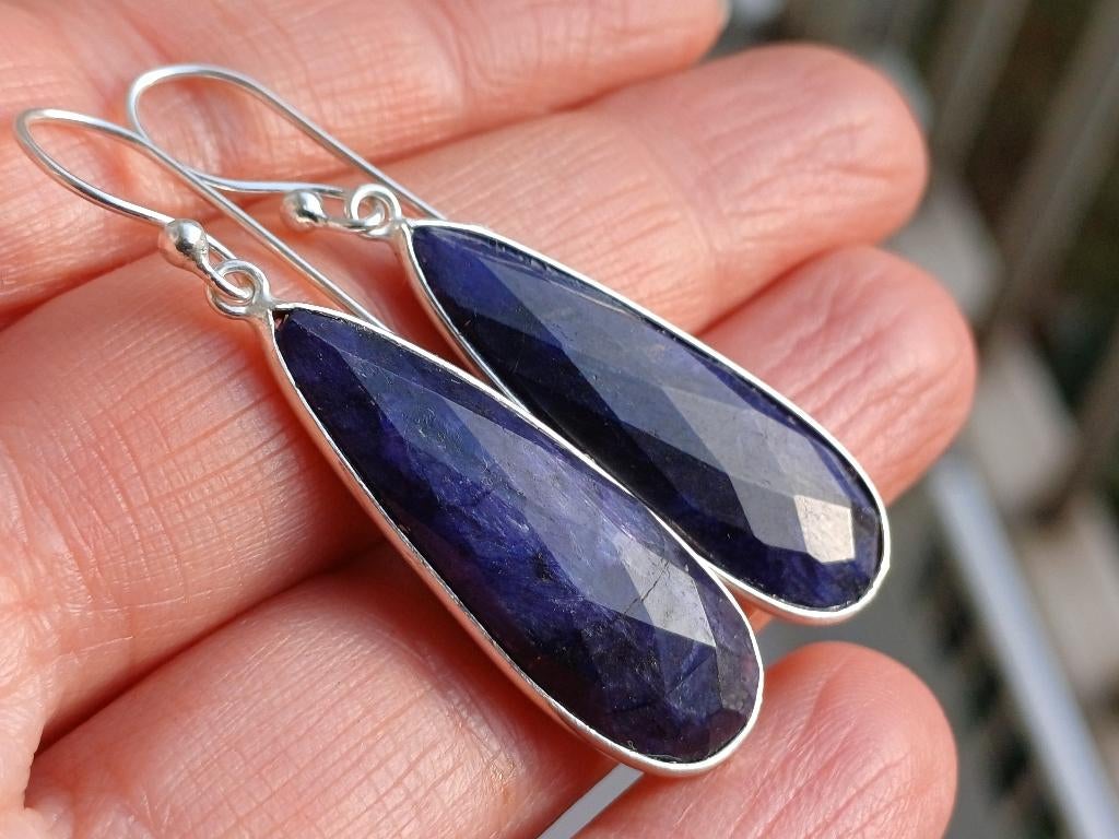 Vanoli 925 zilveren oorbellen met ruwe saffier, Sieraden, Tassen en Uiterlijk, Oorbellen, Daiva1973@hotmail.com, Overige materialen