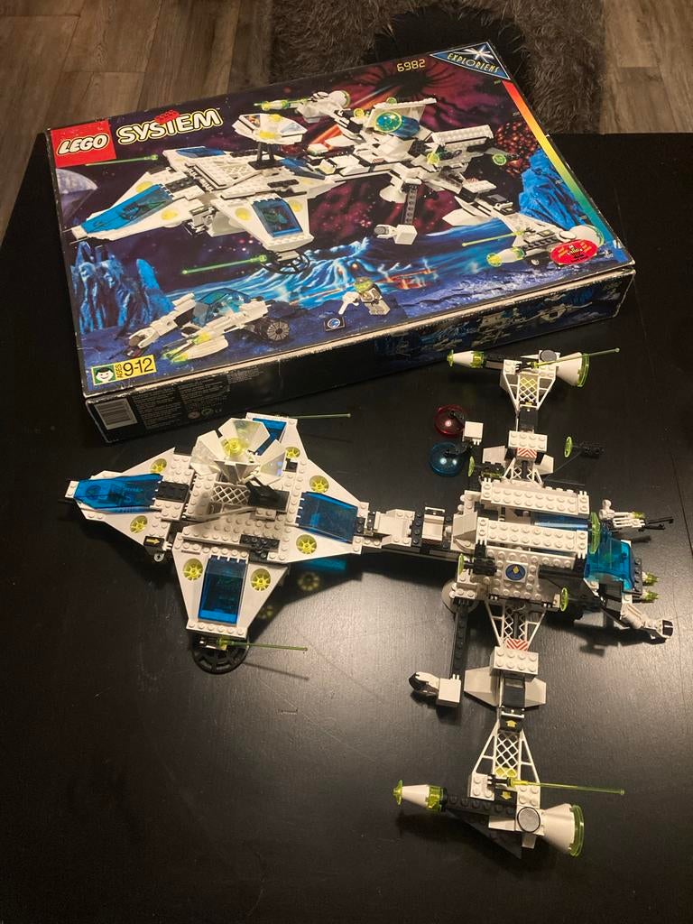 Lego set 6982 Exploriens met Doos - Zo goed als nieuw, Kinderen en Baby's, Speelgoed | Duplo en Lego, Lego, Ophalen of Verzenden