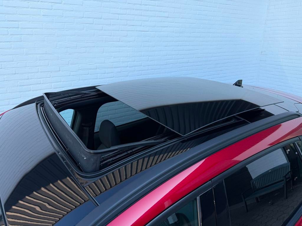 Ford Kuga 2.5PHEV ST-Line PANO l ACC l TREKHAAK l 360 CAMERA, Auto's, Stof, Gebruikt, Zwart, 4 cilinders