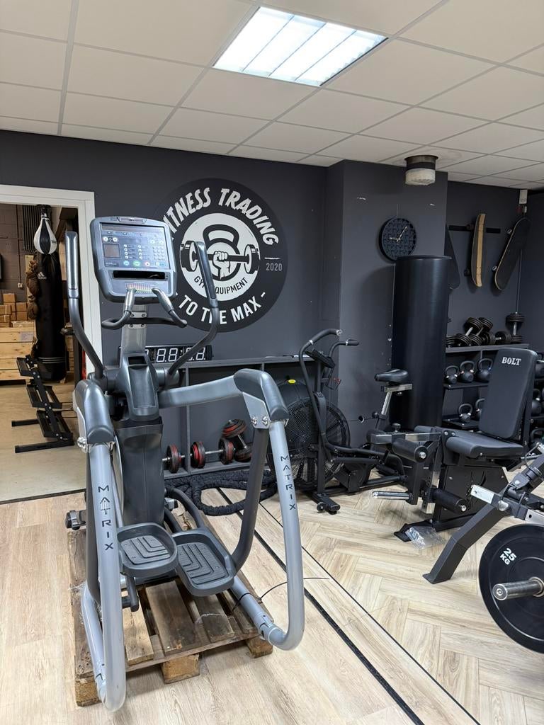Nette sportschool Matrix crosstrainer. Nieuw (!) luxe scherm, Overige typen, Ophalen of Verzenden, Zo goed als nieuw, .