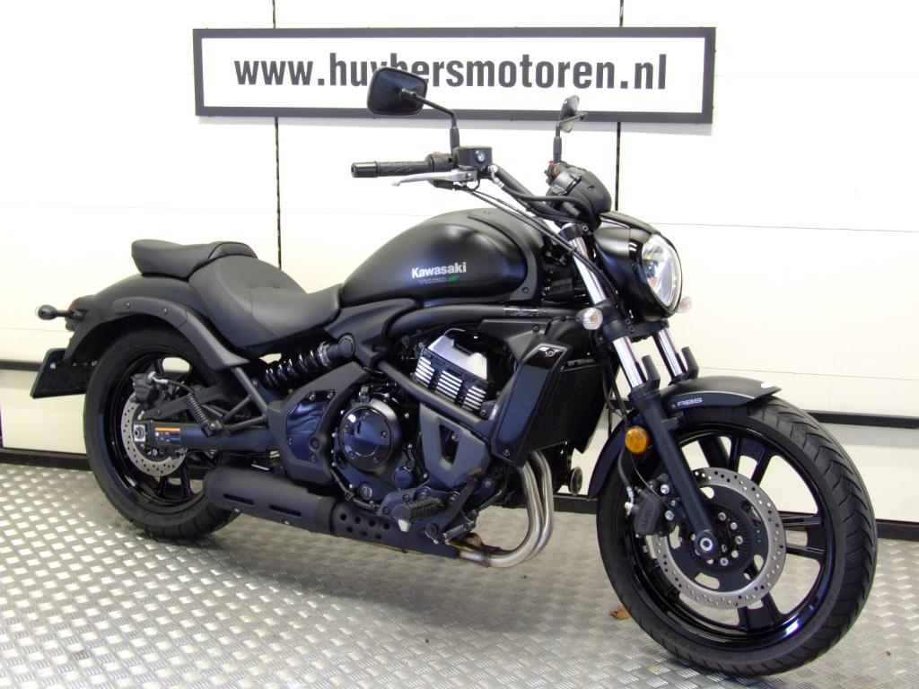 Kawasaki EN 650 Vulcan S 2023, Motoren, Niet ingevuld, 2 cilinders, Chopper, Bedrijf